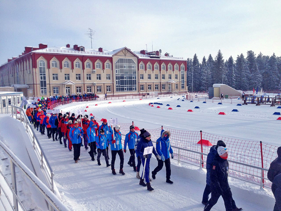 Открытие  V Всероссийской  зимней Универсиады  по лыжным гонкам