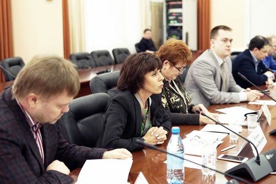 Участники круглого стола «Перспективы развития Сибири. Медиафакторы»