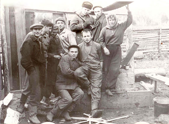 Бойцы первых стройотрядов КПИ, 60-е