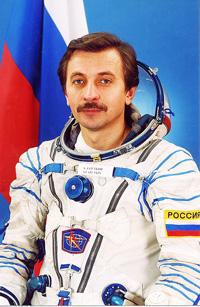 Александр Лазуткин
